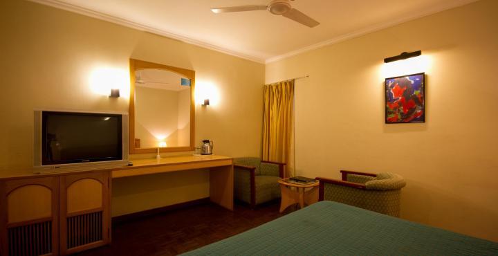 Hotel Hilltone Mount Abu Buitenkant foto