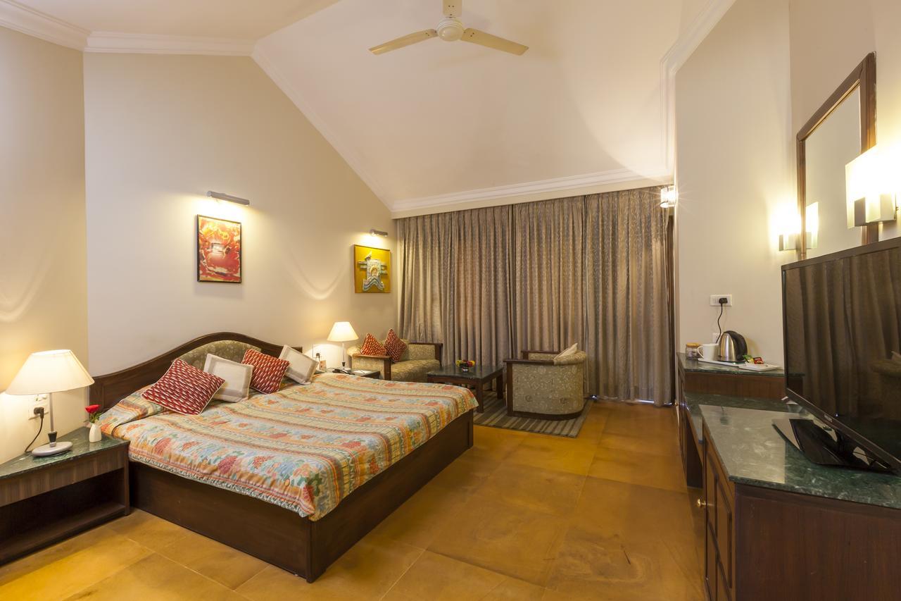Hotel Hilltone Mount Abu Buitenkant foto