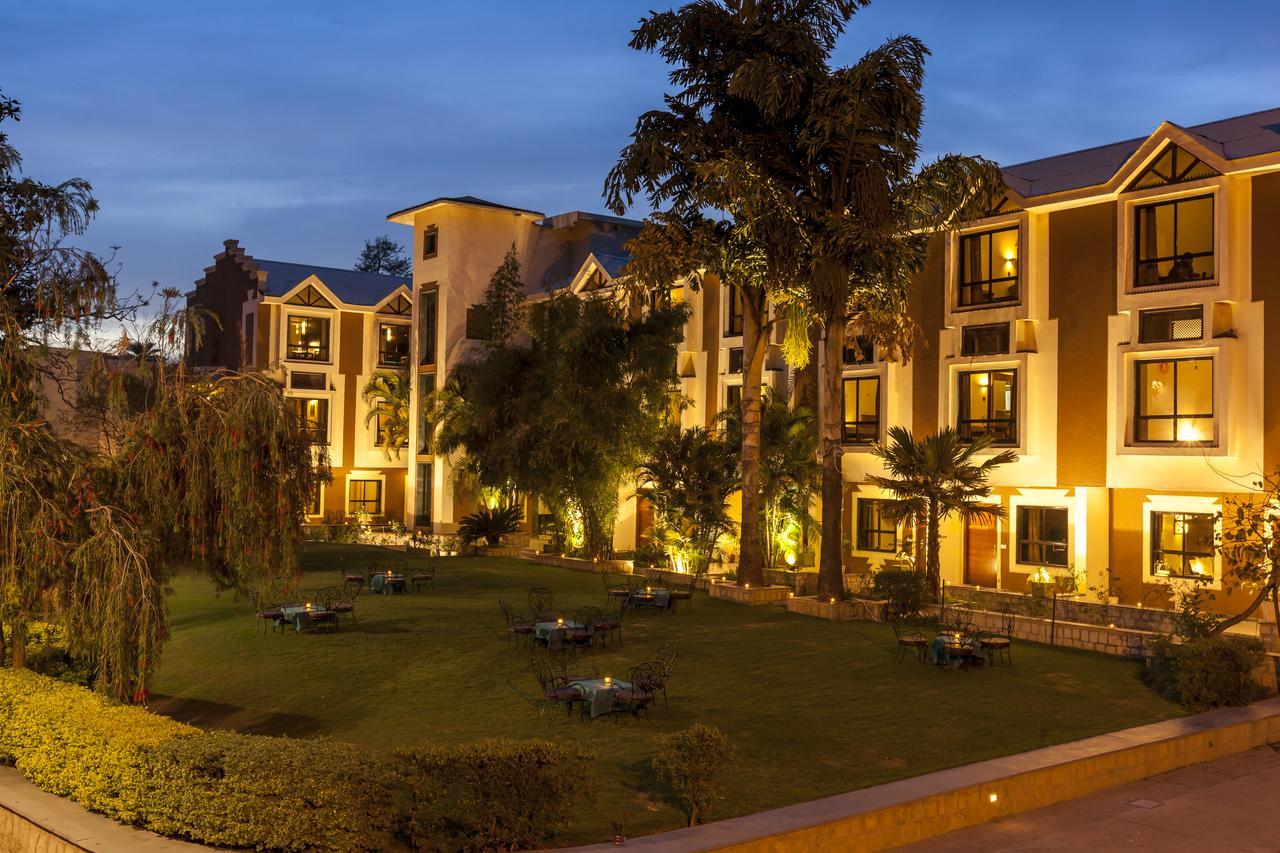 Hotel Hilltone Mount Abu Buitenkant foto